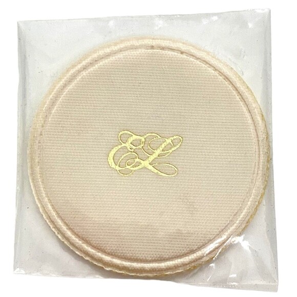 Estee Lauder the Anniversary Compact Moisture Balance Translucent Face Powder - Picture 8 of 9